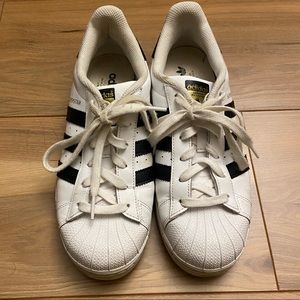 Adidas classic superstars